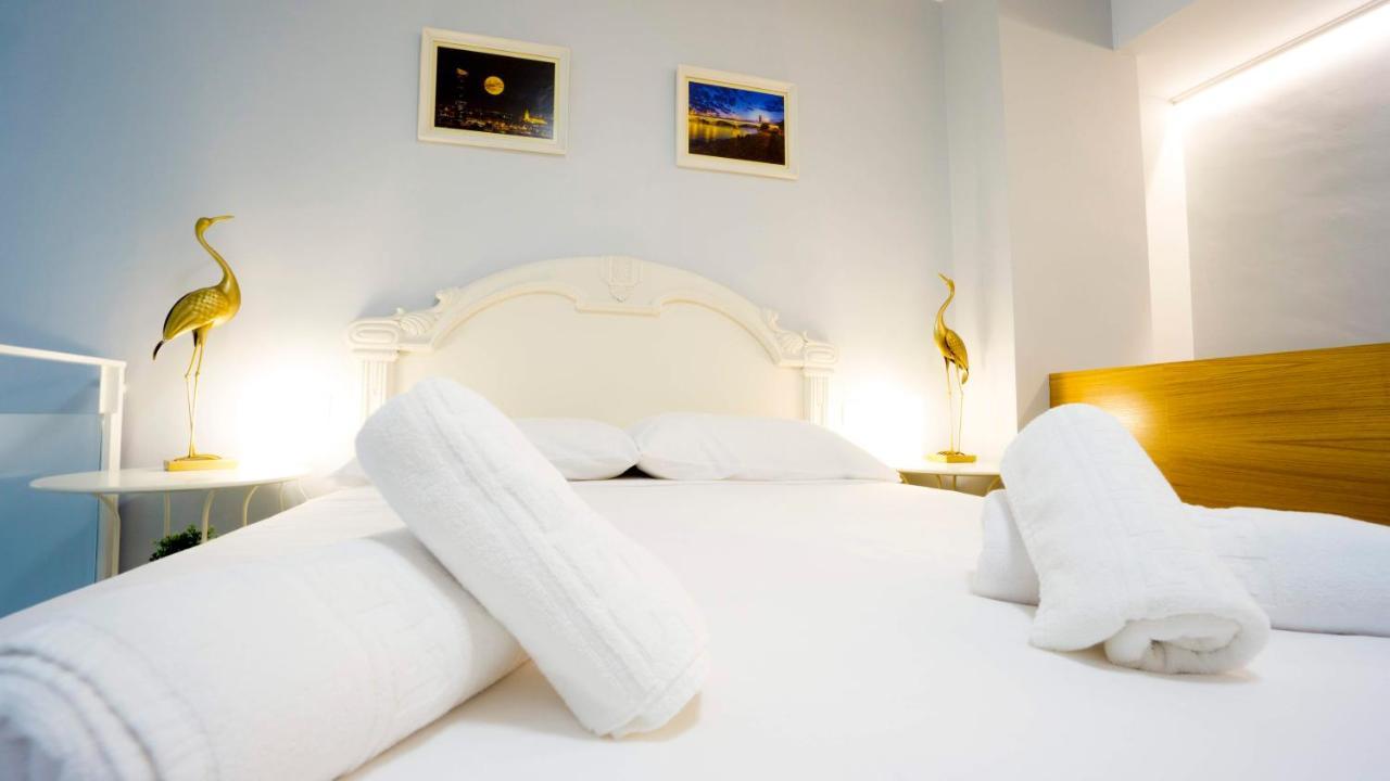 Rentalsevilla Escuelas Pias Екстериор снимка