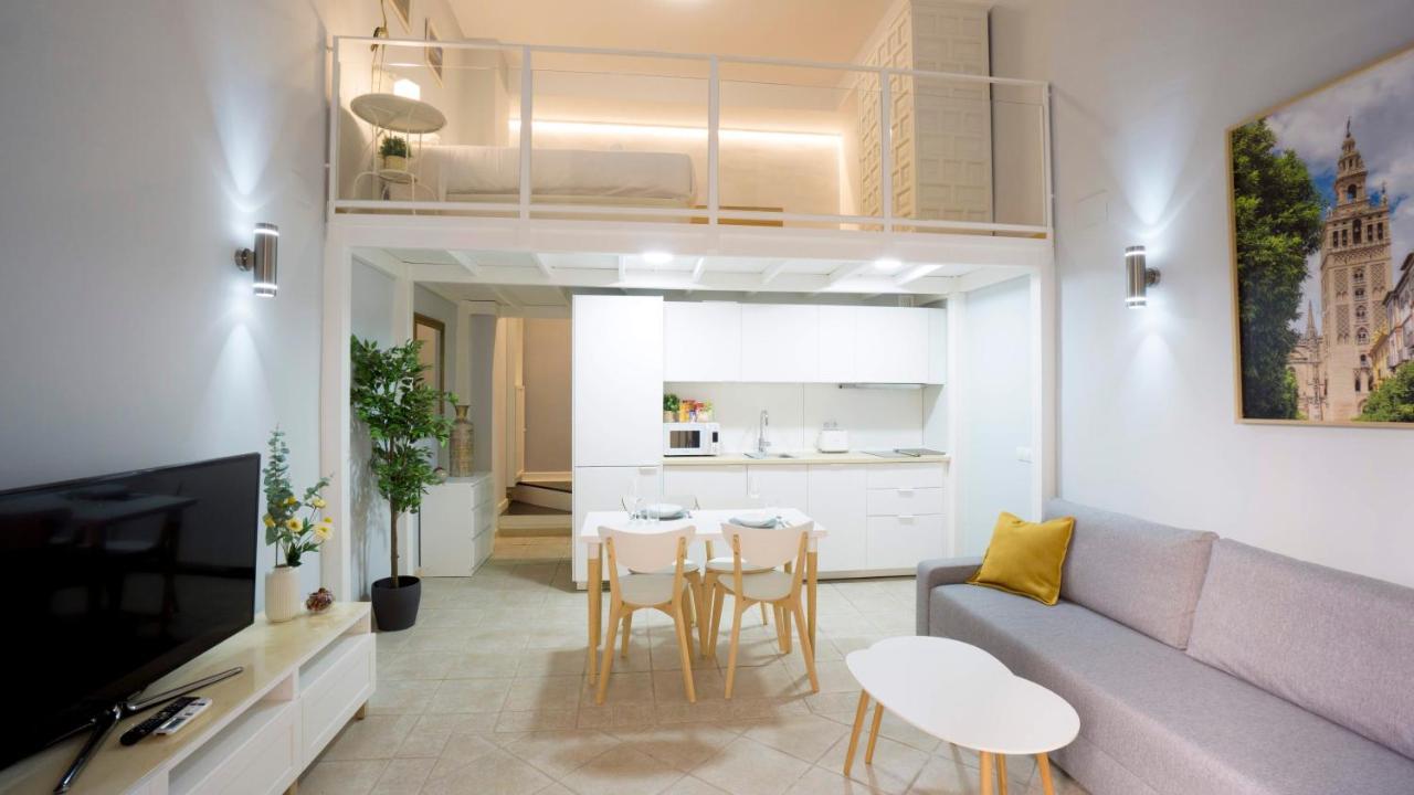 Rentalsevilla Escuelas Pias Екстериор снимка