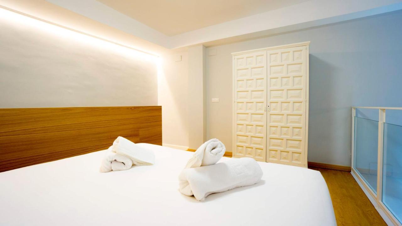 Rentalsevilla Escuelas Pias Екстериор снимка