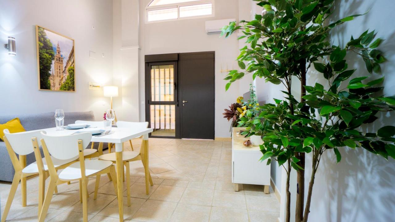 Rentalsevilla Escuelas Pias Екстериор снимка